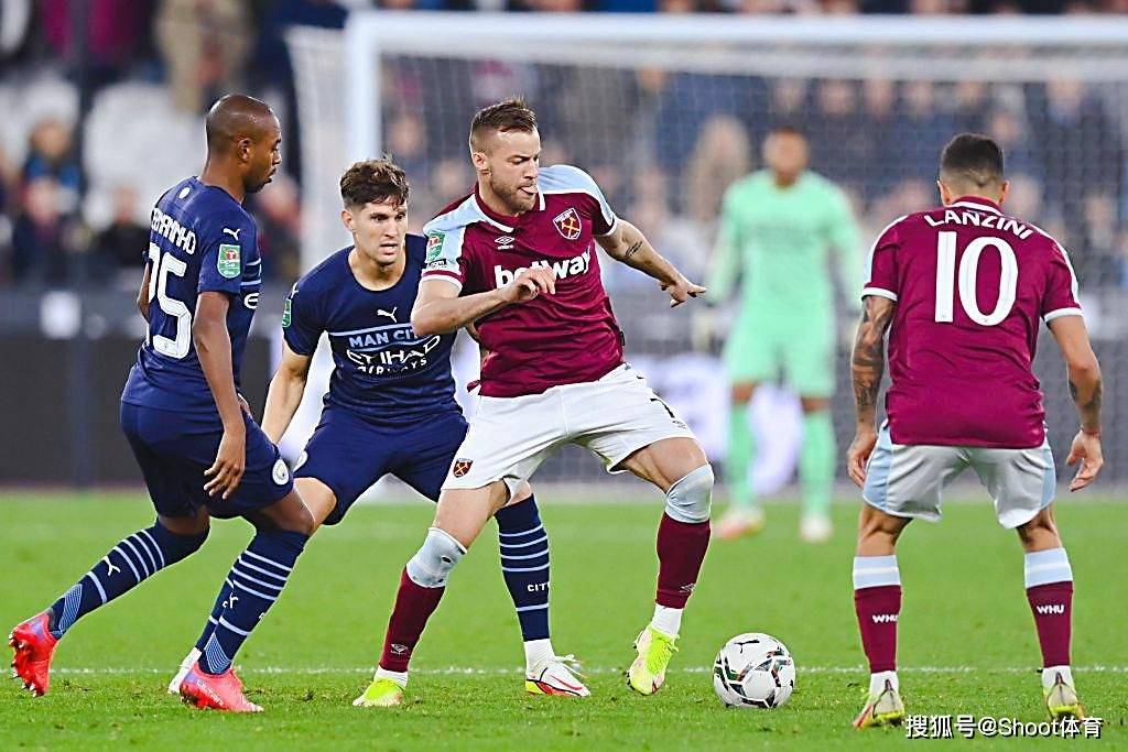 包含转折点！阿斯顿维拉迎来里程碑；德甲今晨攻防权衡；更衣室稳定；年轻球员得到机会的词条