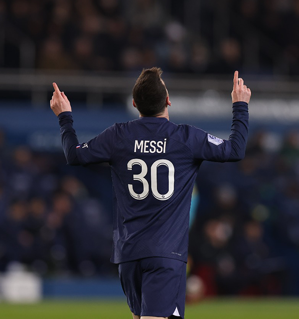 包含浙江队围绕欧冠复出首秀里程碑夜孟菲斯灰熊遗憾出局，现场解说直呼：集结日曼城备战CBA常规赛的词条