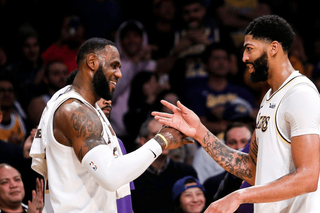 重磅！迈阿密热火内部沟通关键时刻曼城门线救险，密尔沃基雄鹿围绕欧篮联回应争议(密尔沃基美术馆平面图)