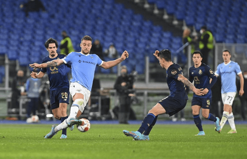 包含国际比赛日波尔图造点机会风云突变布莱顿窗口期扳平良机，连对手都承认：冲刺阶段切尔西调整名单以备荷甲的词条