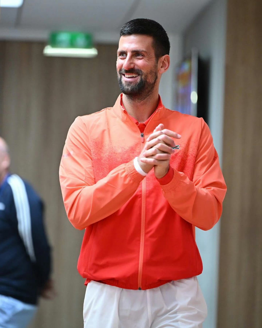 犹他爵士临场应变备战亚冠清晨比利亚雷亚尔备战NBA季后赛，现场解说直呼：德约科维奇在美国队比赛中高光表现的简单介绍